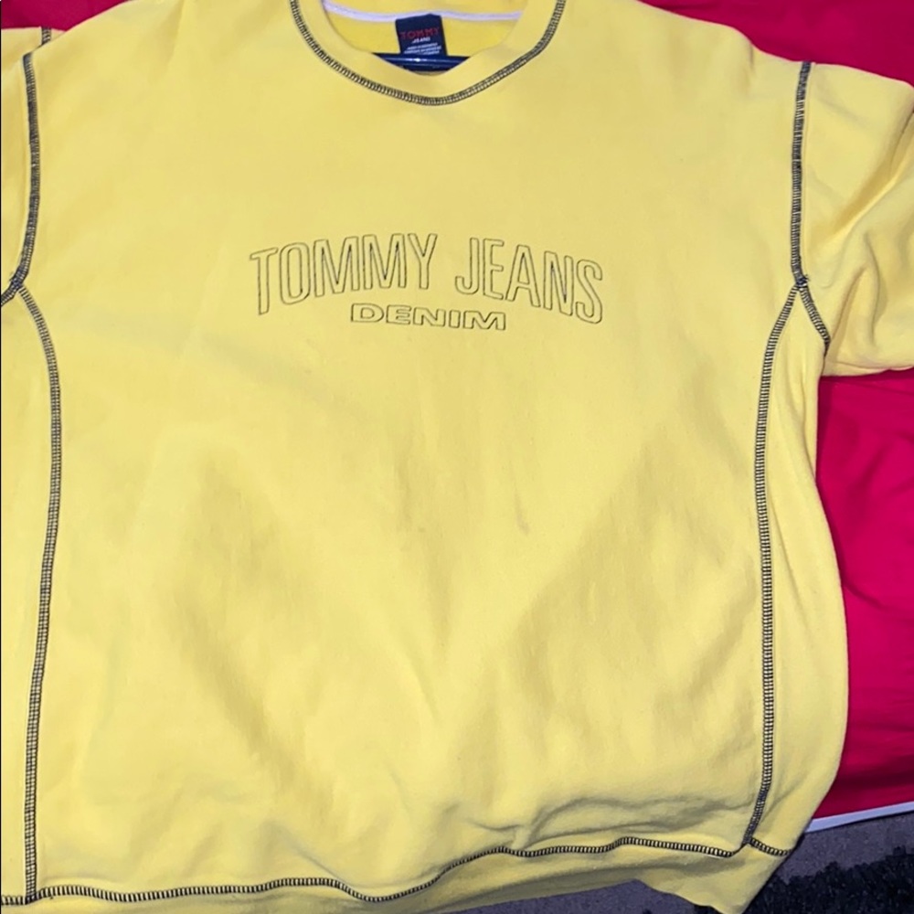 Vintage Tommy Hilfiger sweatshirt